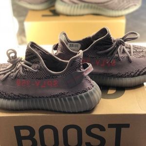 Adidas Yeezy Boost 350 V2 size 10
